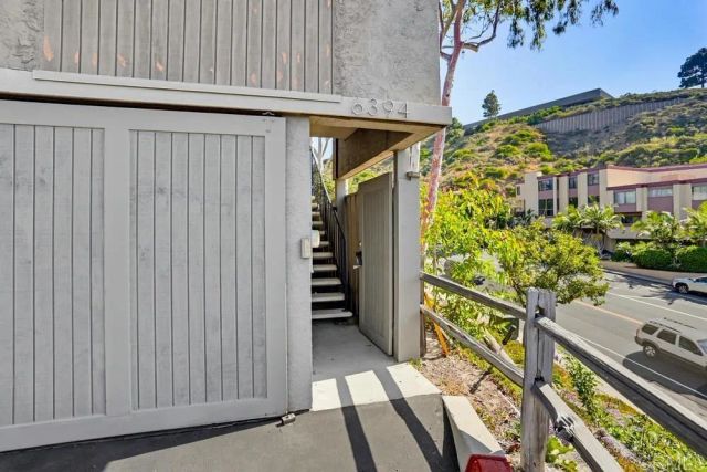 6394 Caminito Lazaro, San Diego, CA 92111