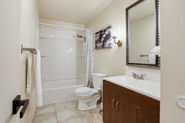 6394 Caminito Lazaro, San Diego, CA 92111