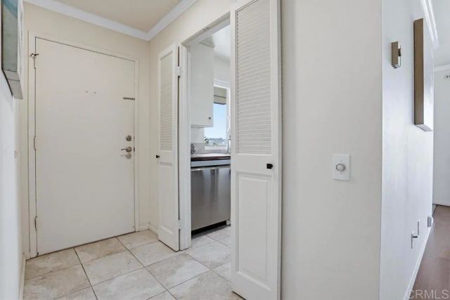 6394 Caminito Lazaro, San Diego, CA 92111