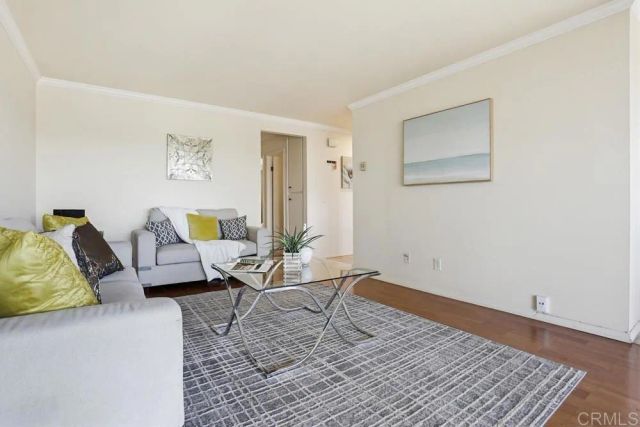 6394 Caminito Lazaro, San Diego, CA 92111