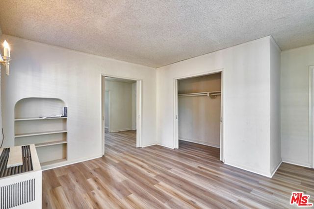 1046 S Kenmore Avenue, Los Angeles, CA 90006