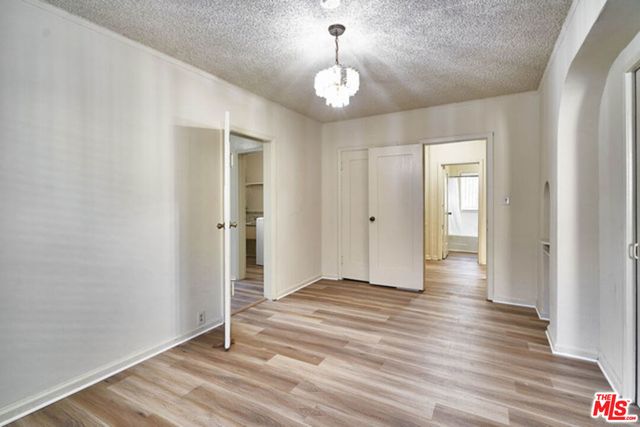 1046 S Kenmore Avenue, Los Angeles, CA 90006