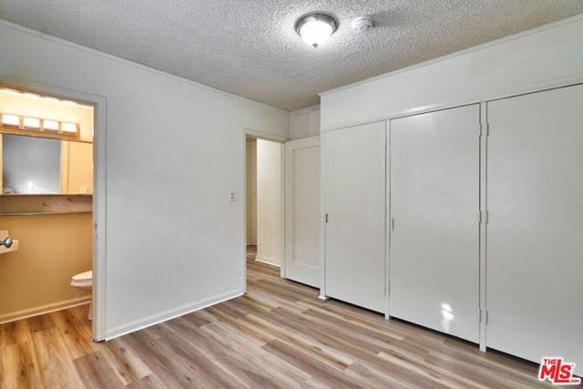 1046 S Kenmore Avenue, Los Angeles, CA 90006