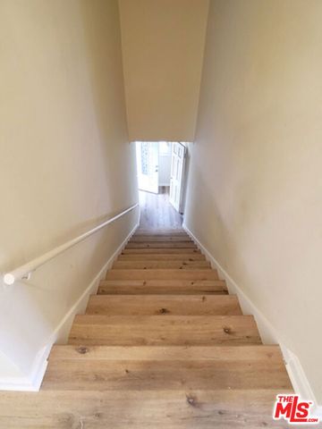 1046 S Kenmore Avenue, Los Angeles, CA 90006