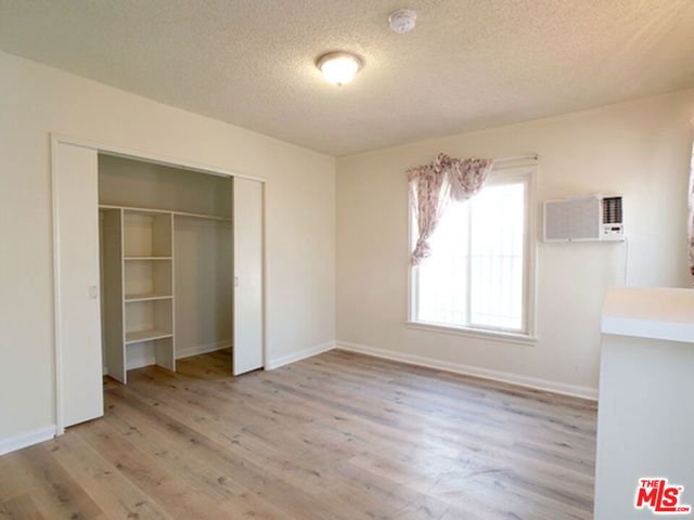 1046 S Kenmore Avenue, Los Angeles, CA 90006