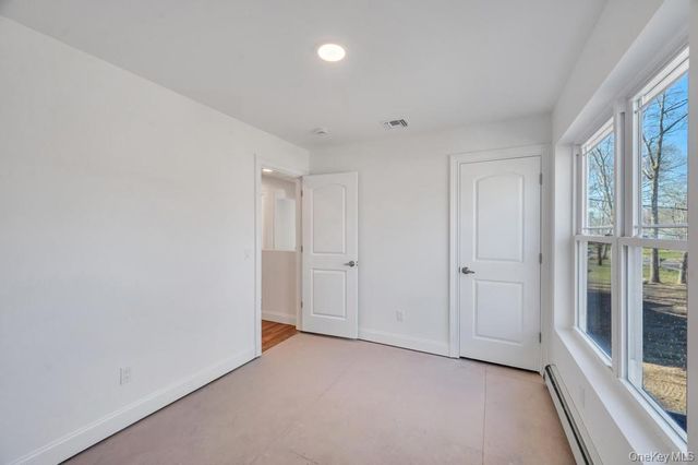 512 Starlight Drive, Shirley, NY 11967