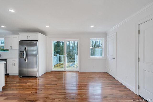 512 Starlight Drive, Shirley, NY 11967