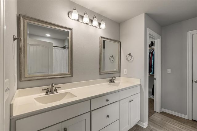 1651 Gallant Fox Lane, Prairie Grove, AR 72753