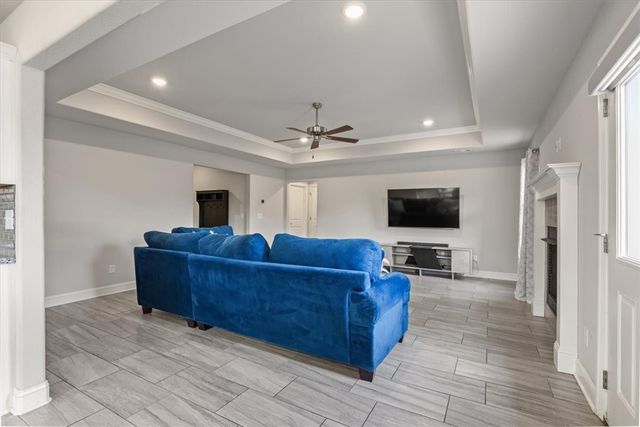 1651 Gallant Fox Lane, Prairie Grove, AR 72753