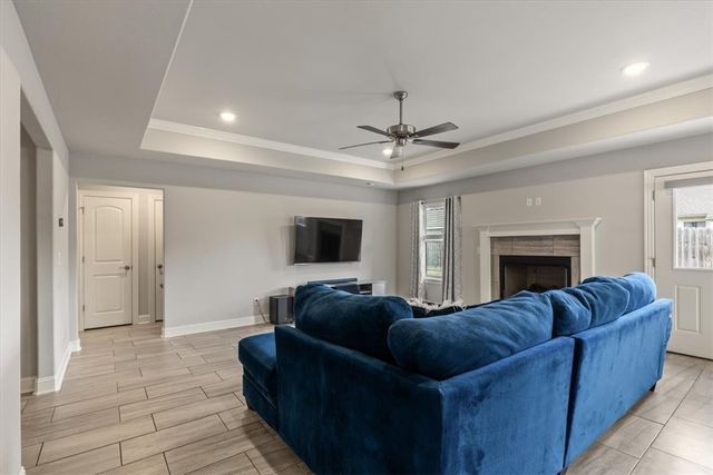 1651 Gallant Fox Lane, Prairie Grove, AR 72753