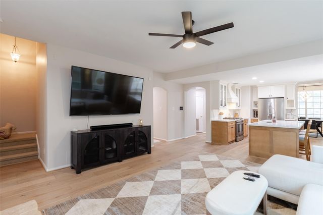 7830 Stone Oak Court, Houston, TX 77070