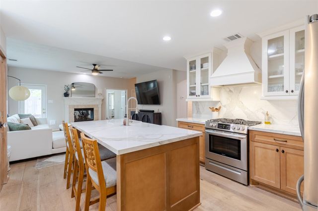 7830 Stone Oak Court, Houston, TX 77070