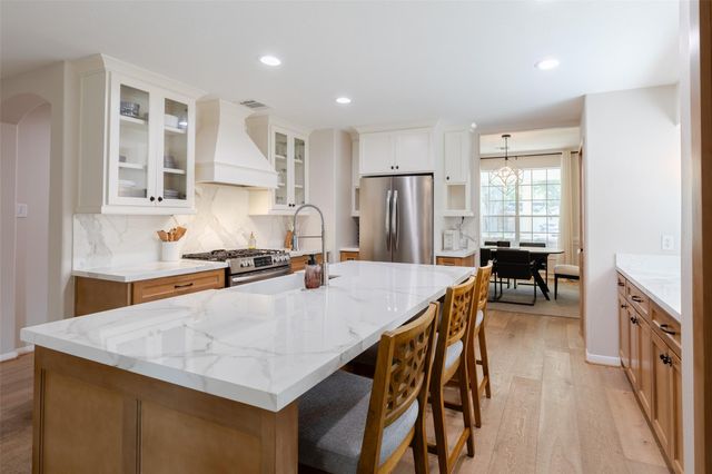 7830 Stone Oak Court, Houston, TX 77070