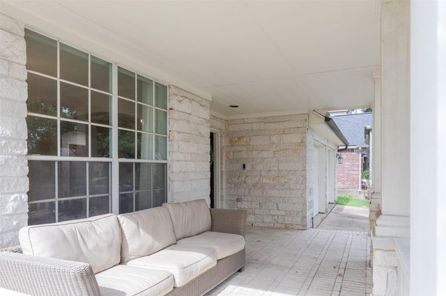 7830 Stone Oak Court, Houston, TX 77070