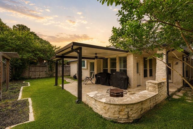 7830 Stone Oak Court, Houston, TX 77070
