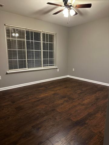 1215 Seminole Trail, Georgetown, KY 40324