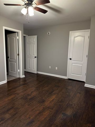 1215 Seminole Trail, Georgetown, KY 40324