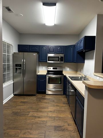 1215 Seminole Trail, Georgetown, KY 40324