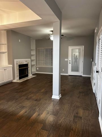 1215 Seminole Trail, Georgetown, KY 40324