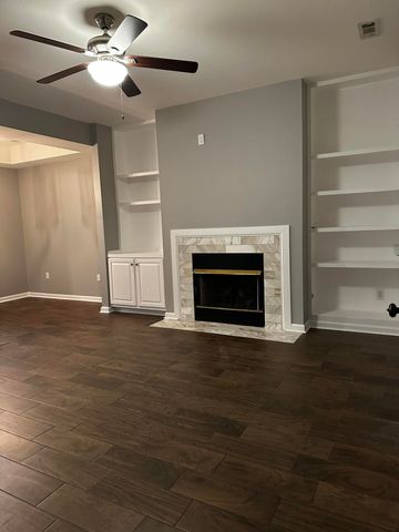 1215 Seminole Trail, Georgetown, KY 40324