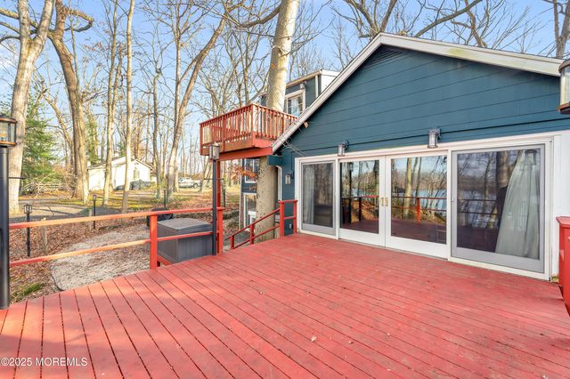 247 Lakeside Avenue, Colts Neck, NJ 07722