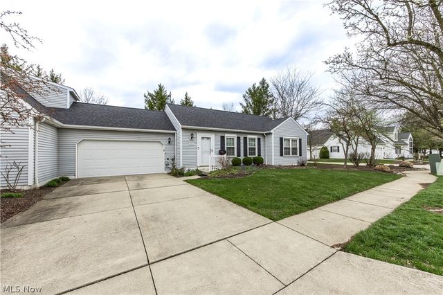 3513 E Prescott Circle, Cuyahoga Falls, OH 44223