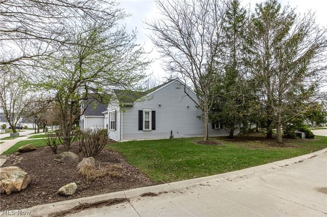 3513 E Prescott Circle, Cuyahoga Falls, OH 44223