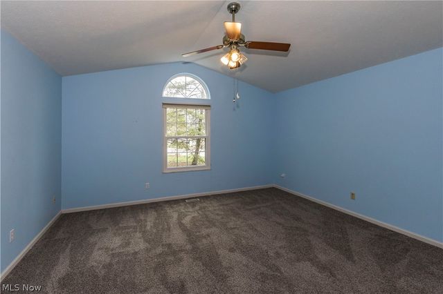 3513 E Prescott Circle, Cuyahoga Falls, OH 44223