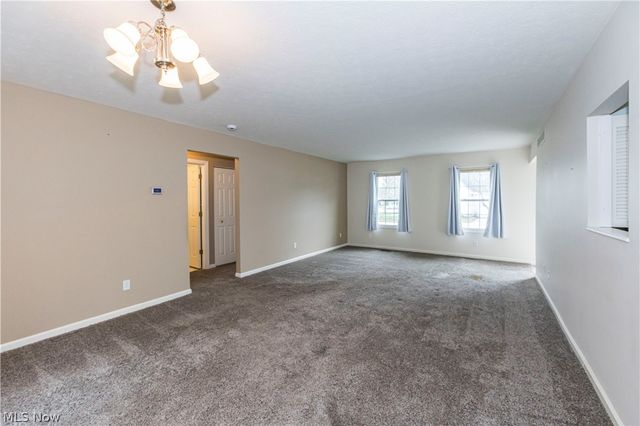 3513 E Prescott Circle, Cuyahoga Falls, OH 44223