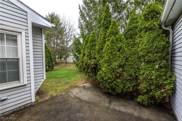 3513 E Prescott Circle, Cuyahoga Falls, OH 44223