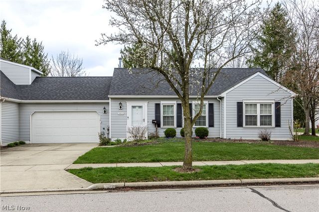 3513 E Prescott Circle, Cuyahoga Falls, OH 44223