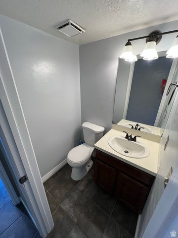 861 E 575 N, Layton, UT 84041