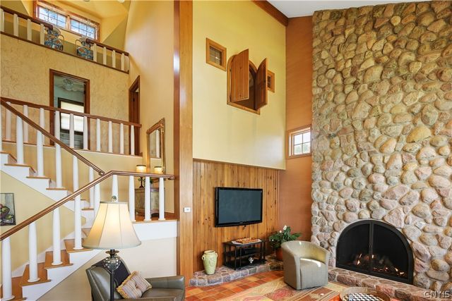 2691 East Lake Road, Skaneateles, NY 13152