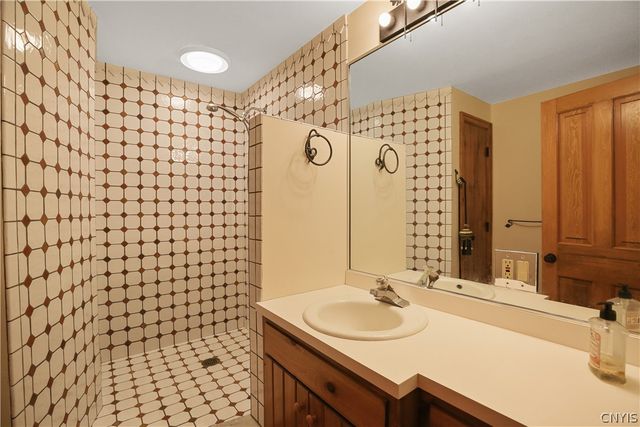 2691 East Lake Road, Skaneateles, NY 13152