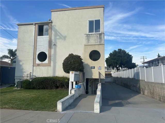 221 W Linda Vista 204, Alhambra, CA 91801