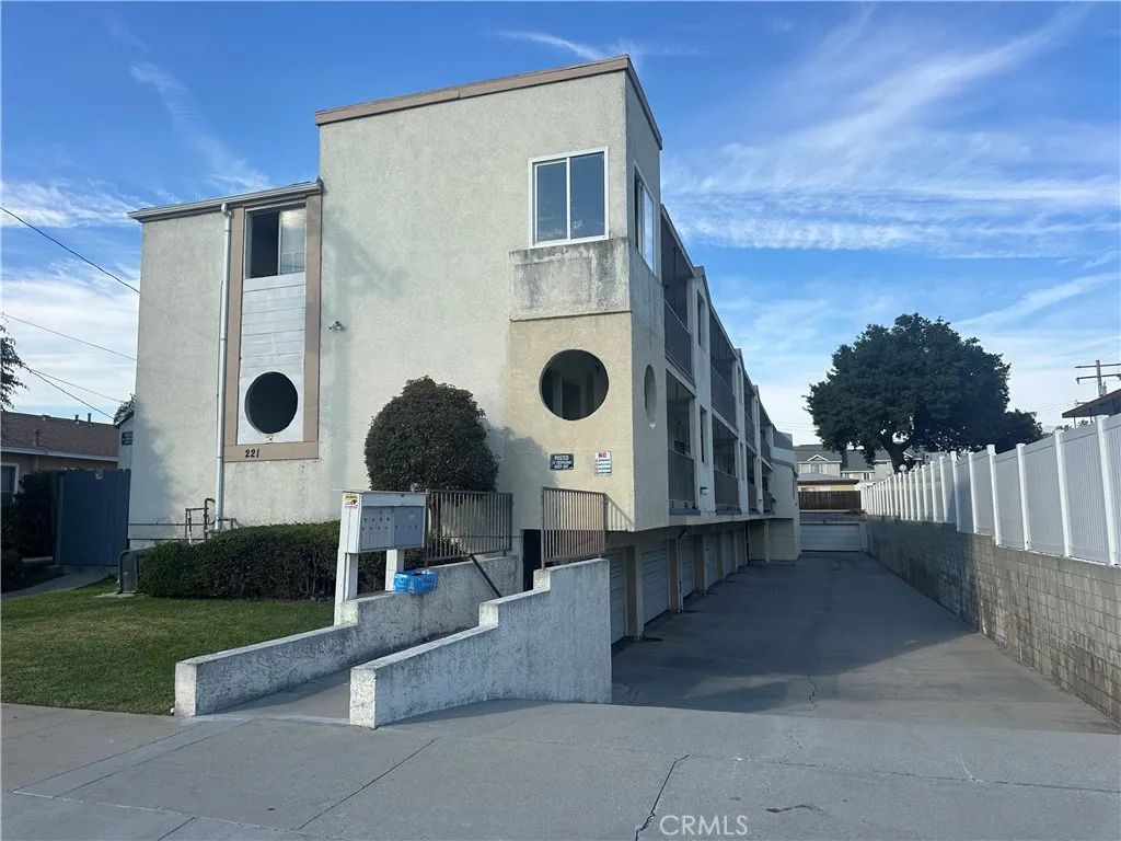 221 W Linda Vista 204, Alhambra, CA 91801