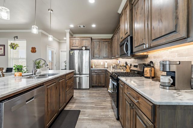 9313 WINTERGREEN Lane, Amarillo, TX 79119