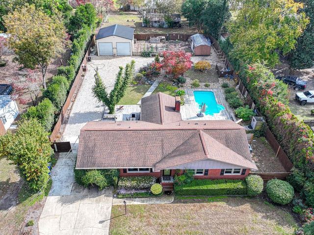 3517 Madison Avenue, Fayetteville, NC 28304