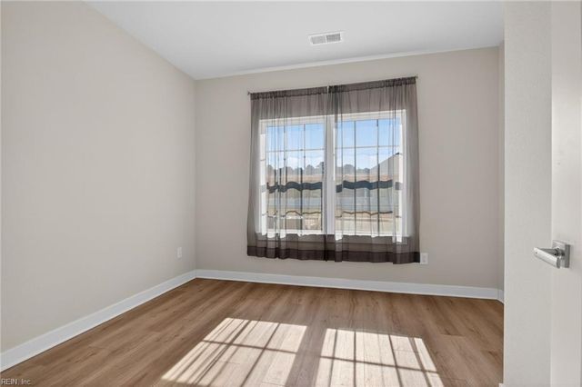 302 Terrywood DR, Suffolk, VA 23434