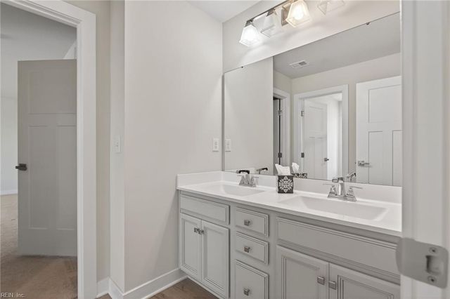 302 Terrywood DR, Suffolk, VA 23434