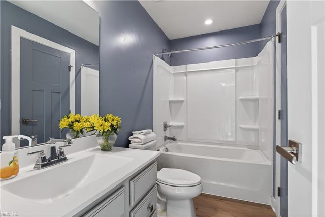 302 Terrywood DR, Suffolk, VA 23434