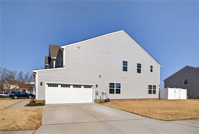 302 Terrywood DR, Suffolk, VA 23434