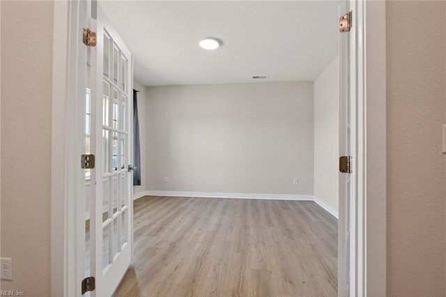 302 Terrywood DR, Suffolk, VA 23434