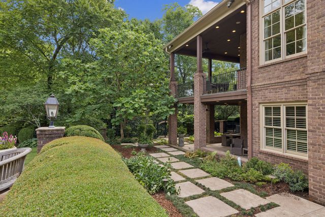 1004 Liberty Church Trl, Brentwood, TN 37027