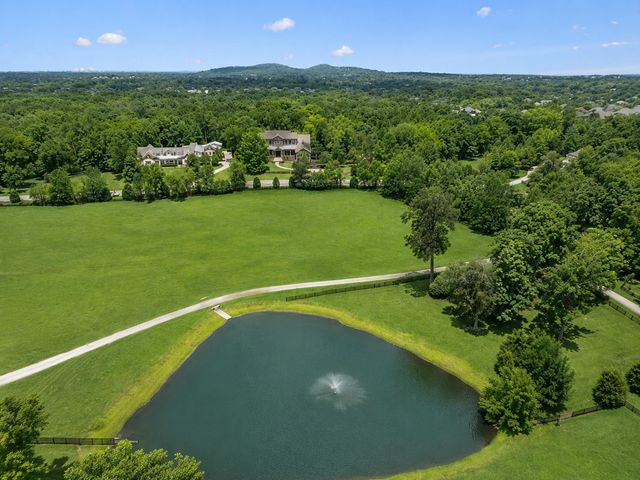 1004 Liberty Church Trl, Brentwood, TN 37027