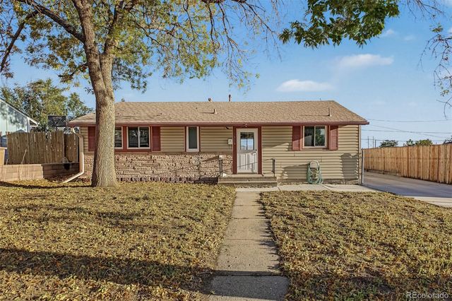 520 Cragmore Street, Denver, CO 80221