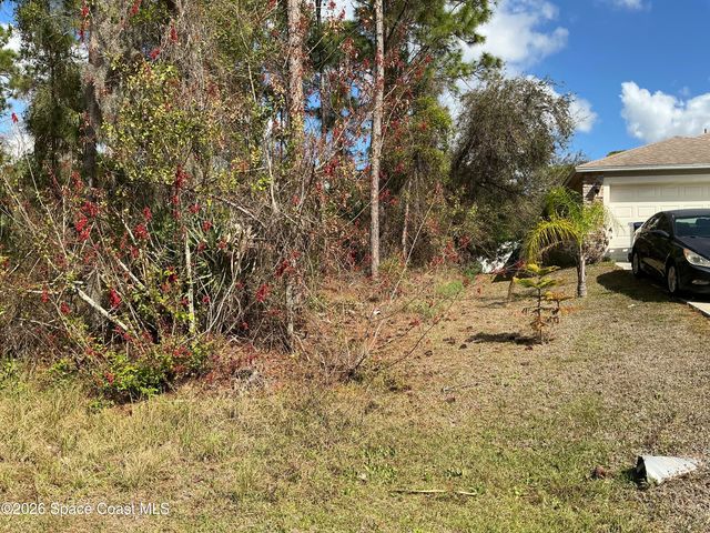 179 Bali Street SE, Palm Bay, FL 32909