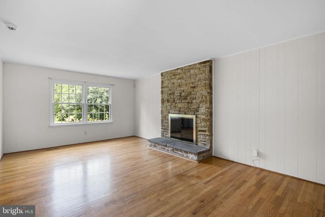 3525 FONT HILL DR, Ellicott City, MD 21042