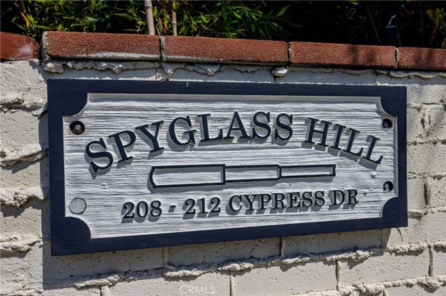 210 Cypress, Laguna Beach, CA 92651