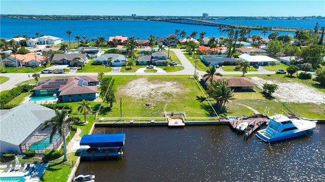 4510 SE 20th AVE, Cape Coral, FL 33904